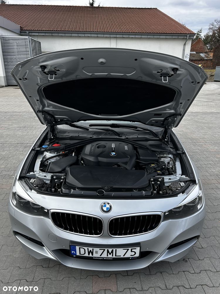 BMW 3GT 320i xDrive M Sport - 8