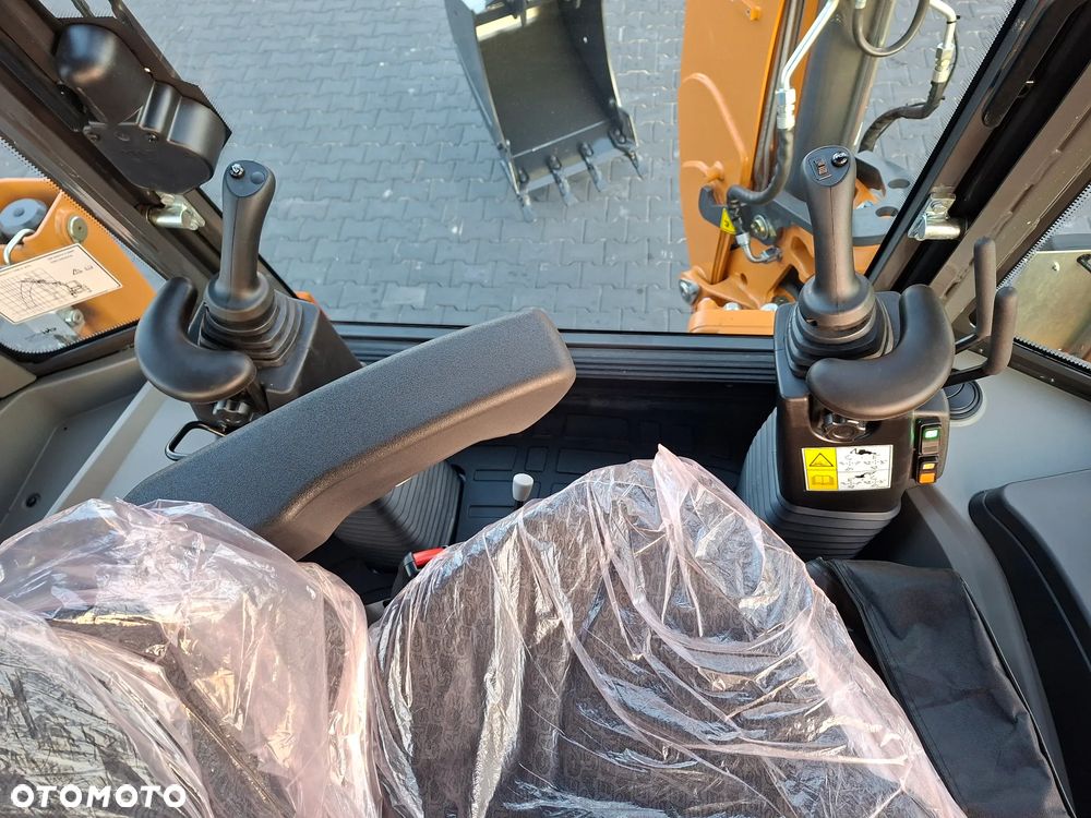 Case 580SV / FABRYCZNIE NOWA / 590SV / - 11