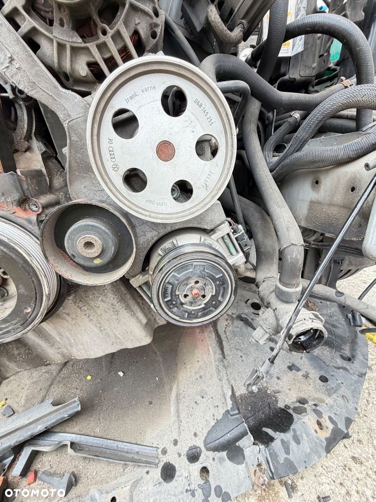 Audi A4 B7 2.0 B+Gaz 2005r cała lub na części - 22