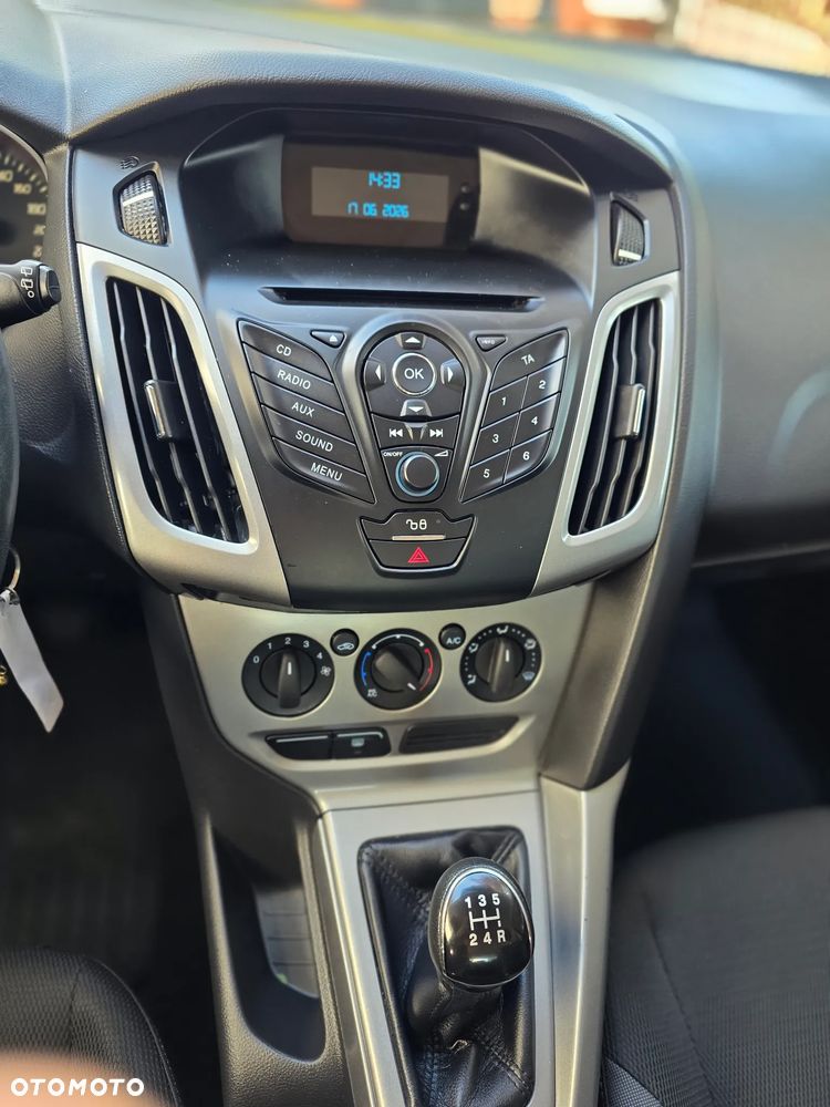 Ford Focus 1.6 TI-VCT Ambiente - 32