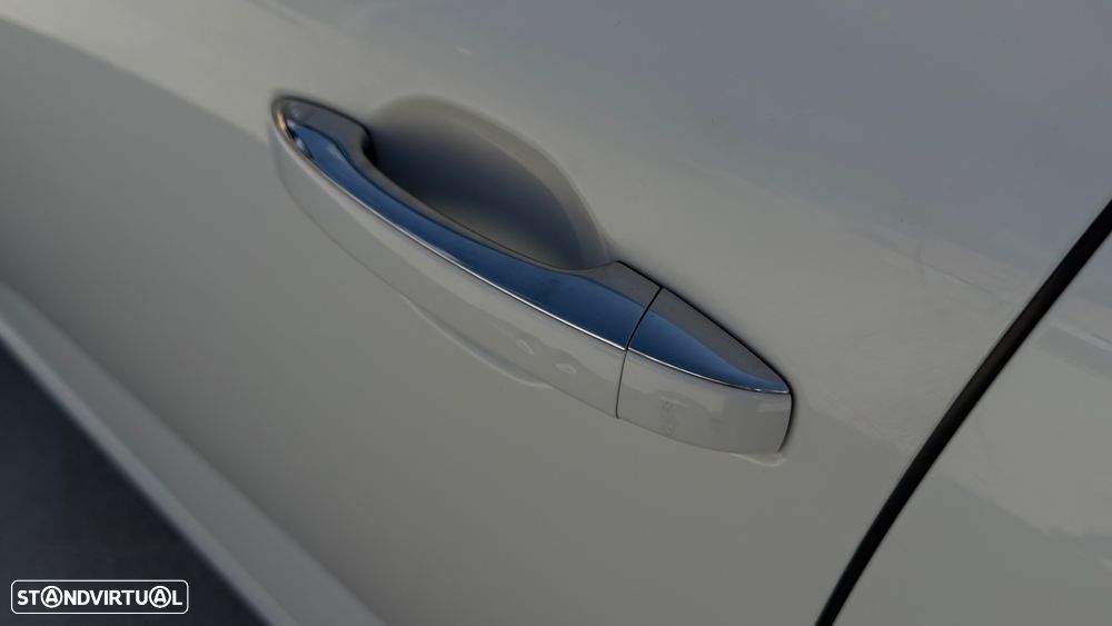 Renault Mégane BLUE dCi 150 EDC BOSE EDITION - 8
