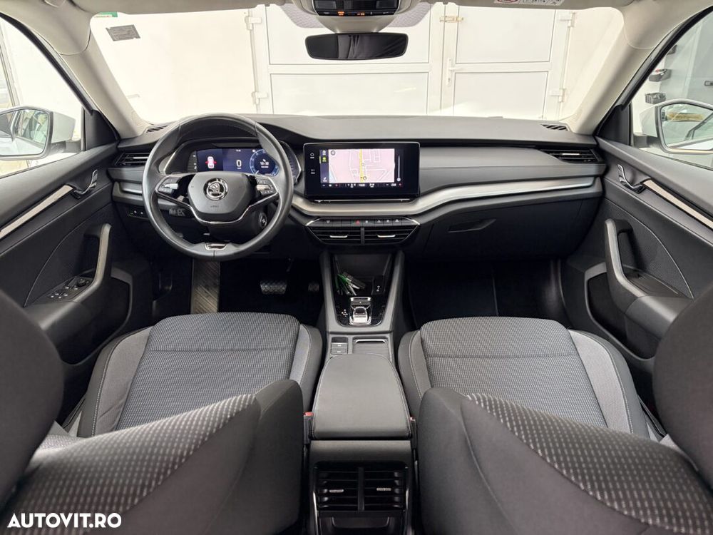 Skoda Octavia 2.0 TDI DSG Style - 10