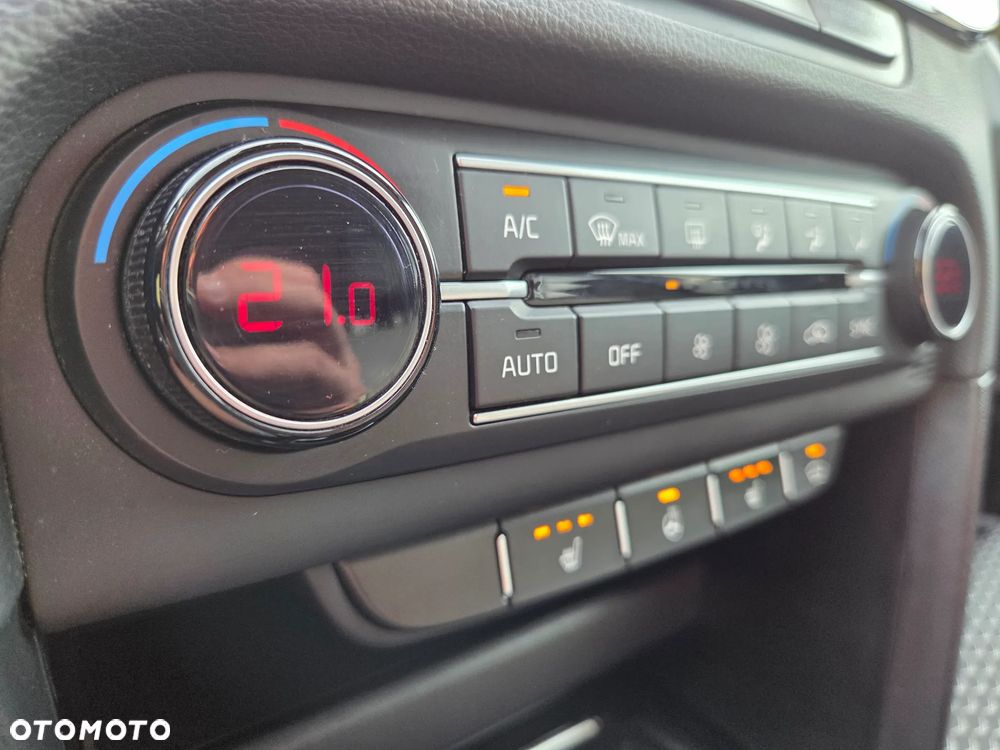Kia Ceed 1.0 T-GDI Business Line - 19