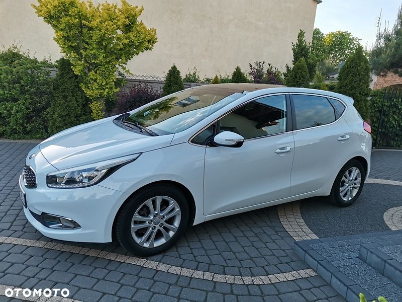 Kia Ceed 1.6 CRDi 128 Platinum Edition - 5