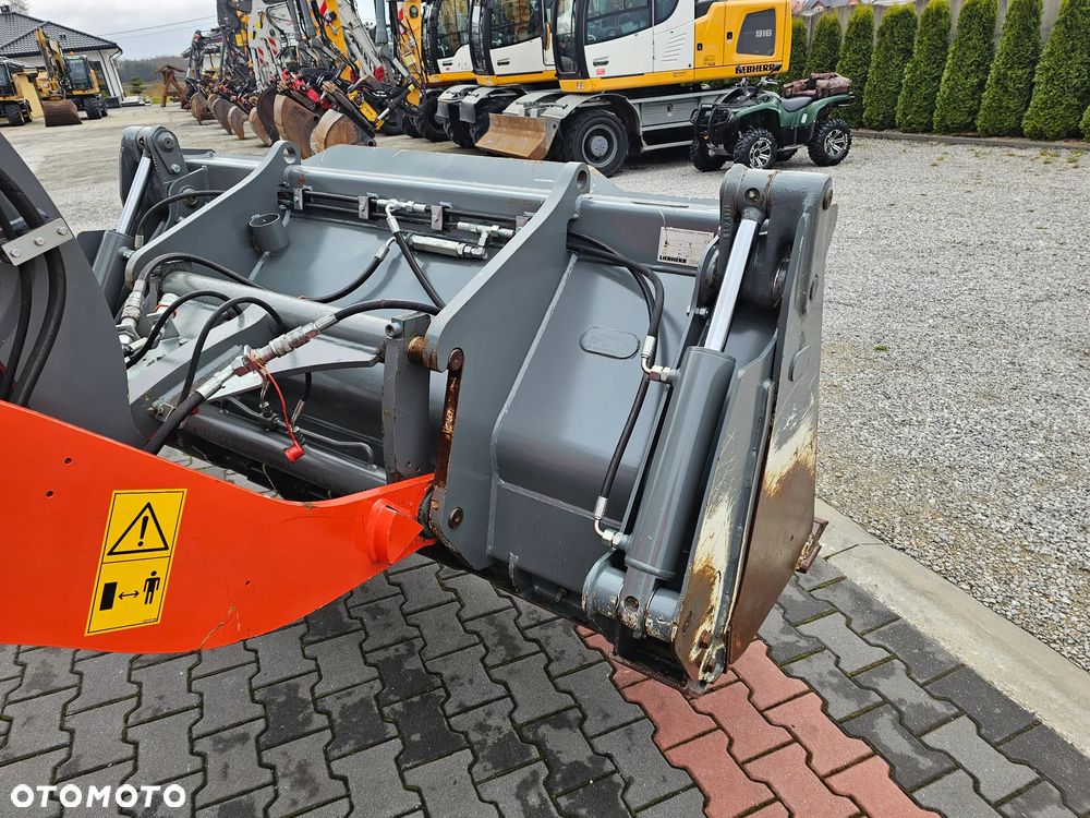 Liebherr L 506 C Compact - 10