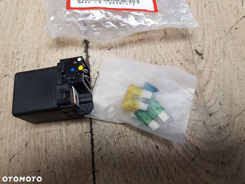 Oryginalny przekaźnik rozrusznika stycznik Honda 06353-MR5-306 - 3