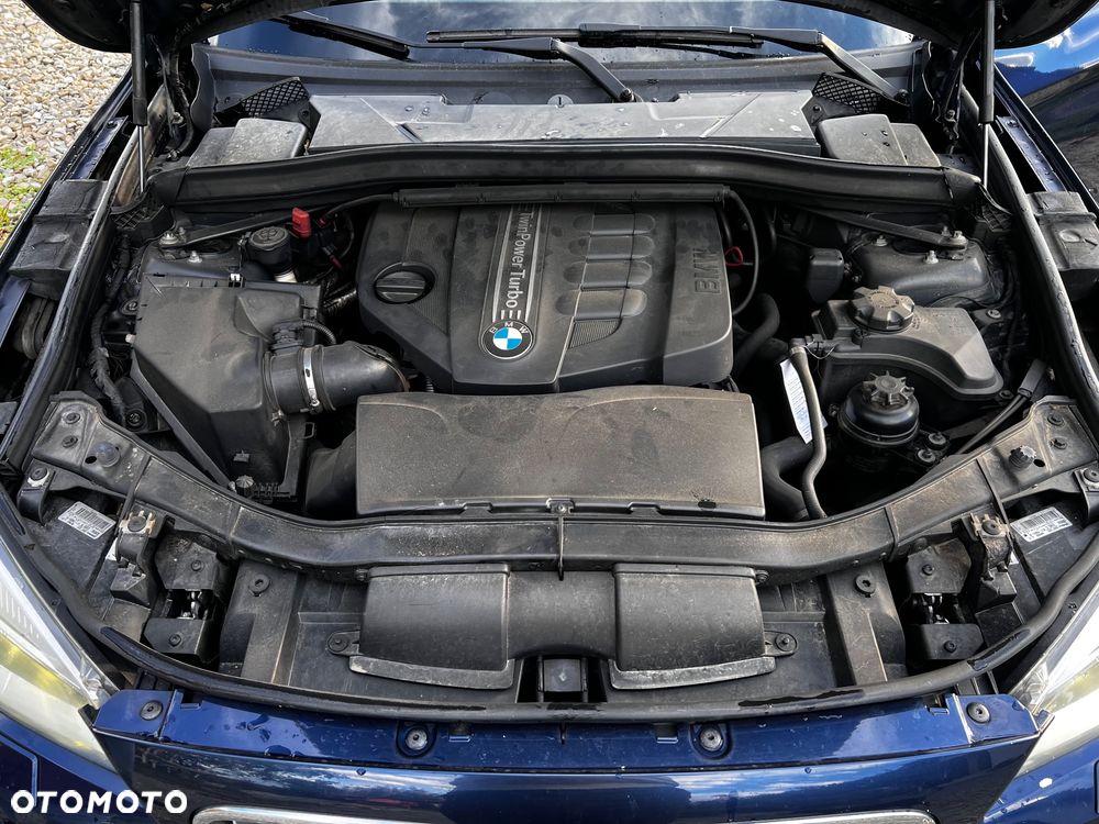 BMW X1 xDrive18d - 15