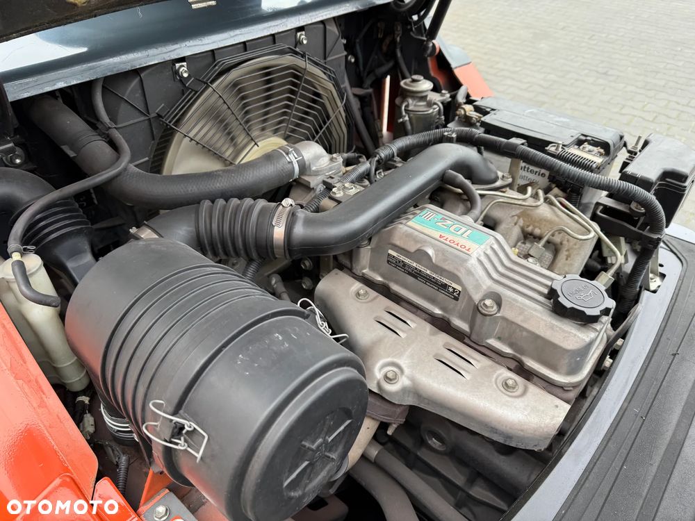 Toyota 02-8FDF25 - 28