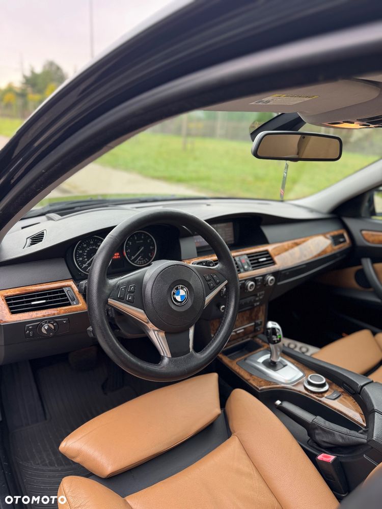 BMW Seria 5 - 23