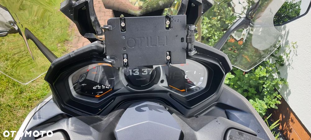 Kymco AK 550 - 4