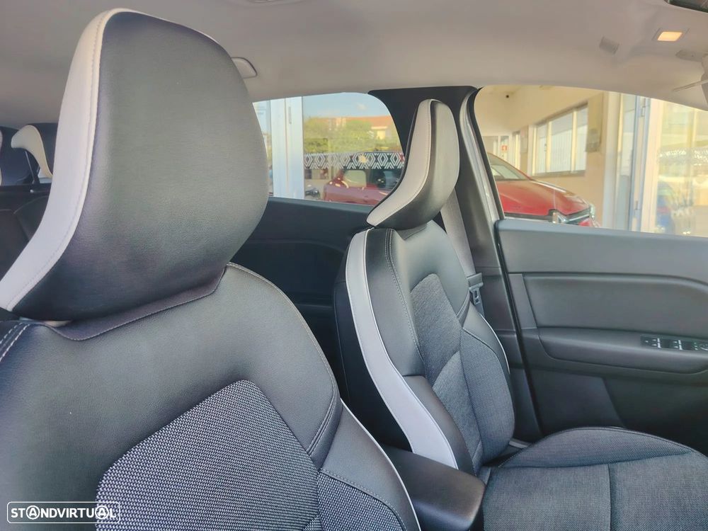 Renault Captur 1.0 TCe Intens Bi-Fuel - 12