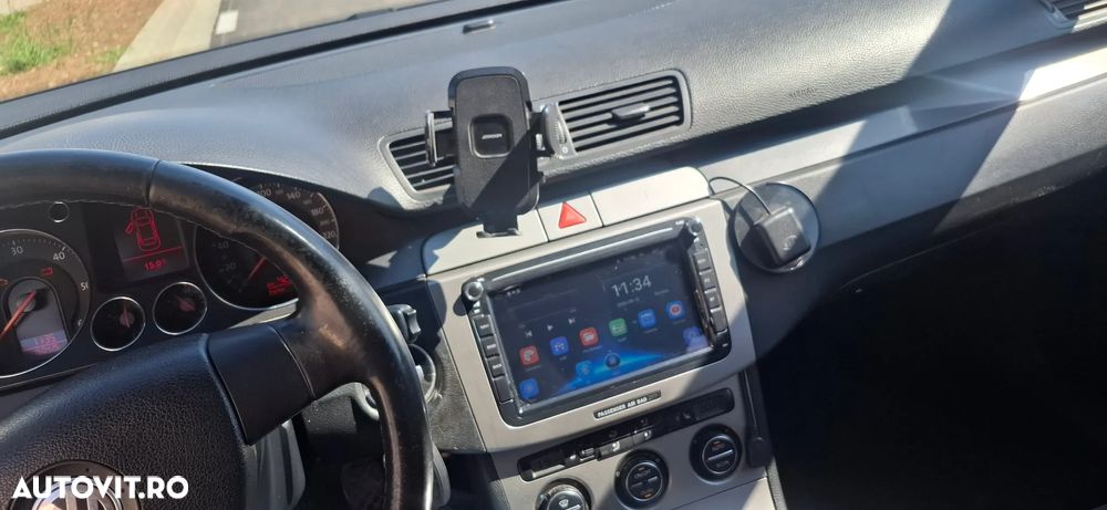 Volkswagen Passat 2.0 TDI Comfortline DPF 4Motion - 11