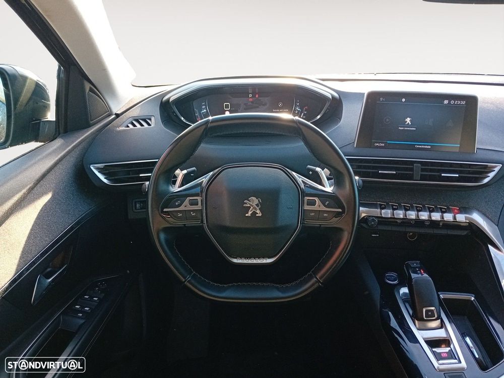 Peugeot 3008 1.2 PureTech Allure - 12