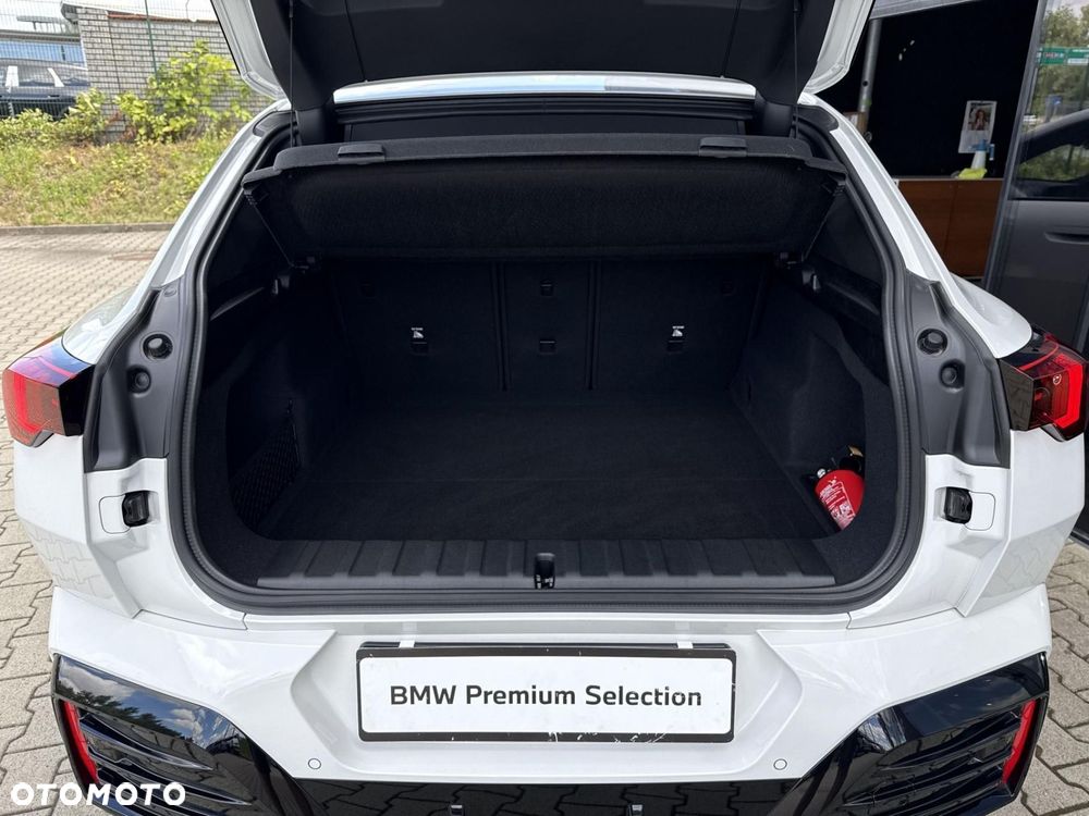 BMW X2 - 18