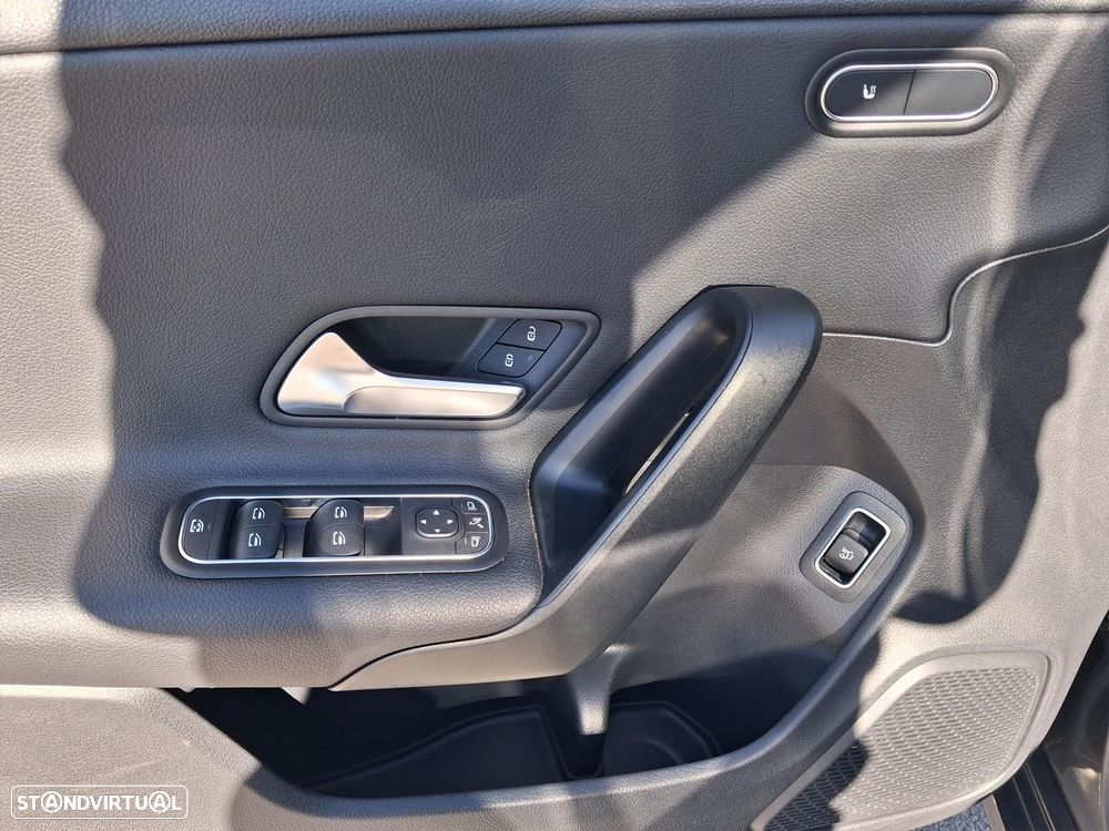 Mercedes-Benz CLA 180 d Shooting Brake Style Plus Aut. - 8