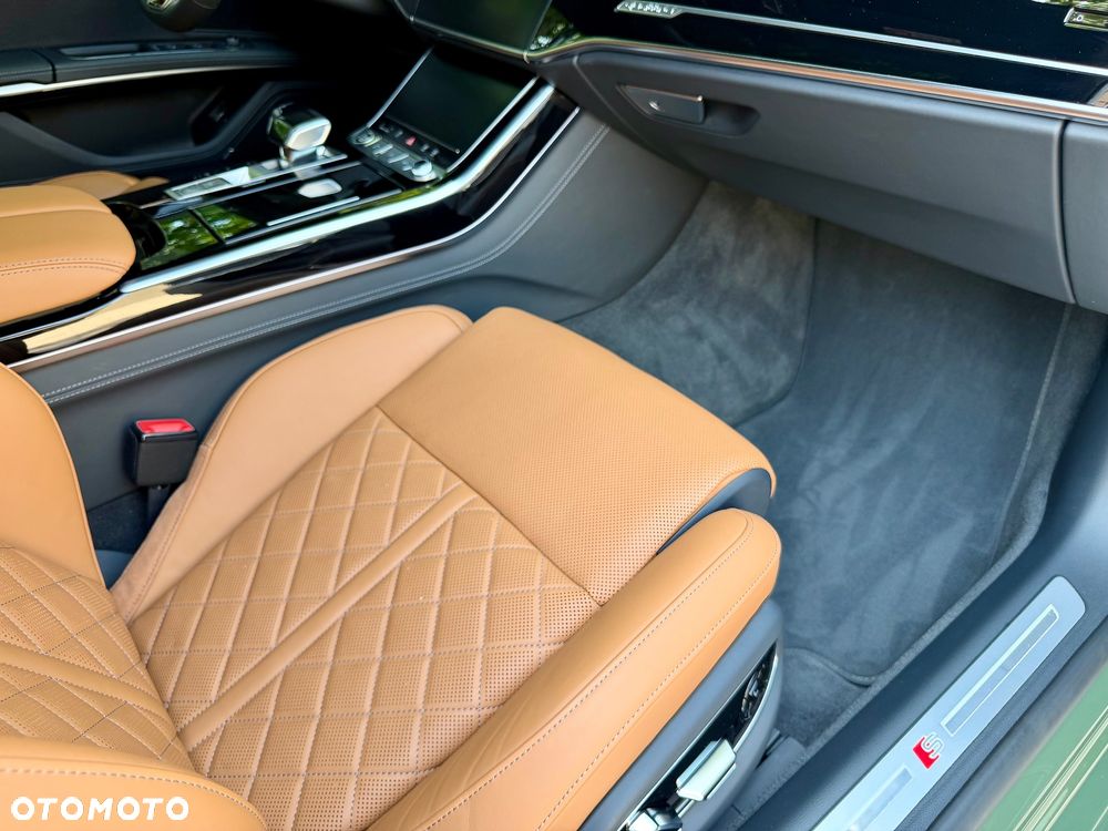 Audi A8 - 14