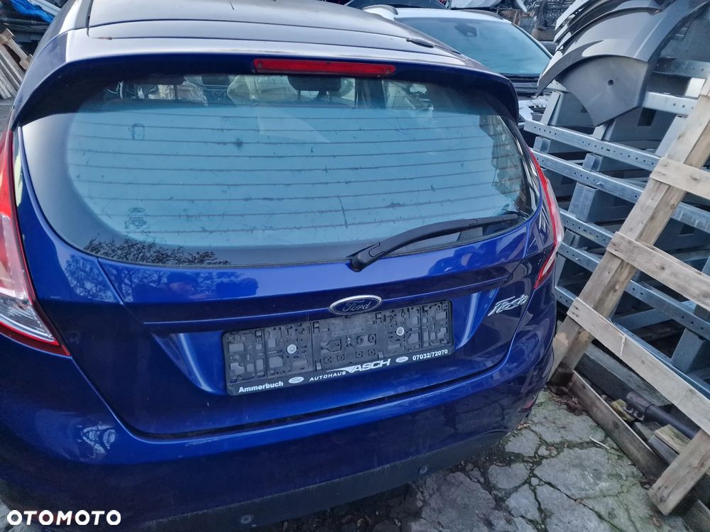 Klapa  tył  ford  Fiesta  mk7  lift  w  kolorze  2D - 2