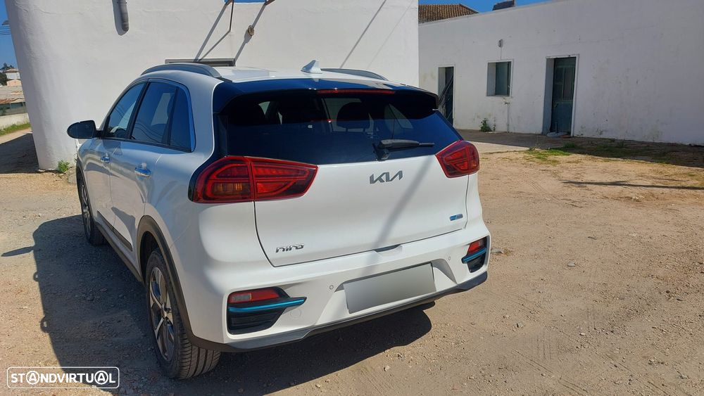 Kia e-Niro 39.2kWh Move 39 - 2