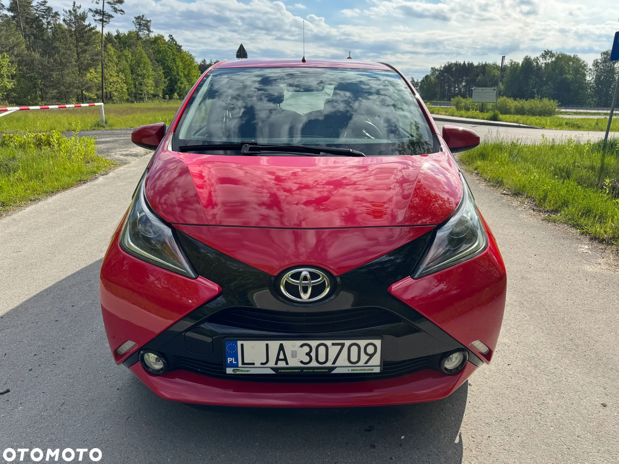 Toyota Aygo x-play Edition S+ - 8