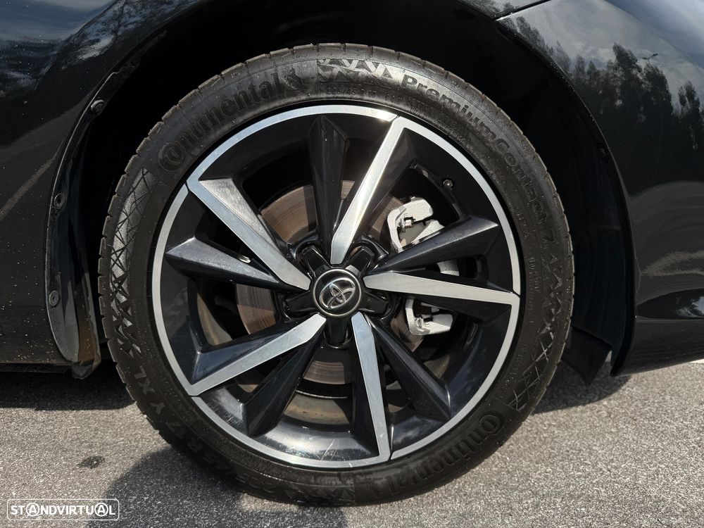 Toyota Auris 1.8 HSD Comfort +P.Techno+P.Sport - 26