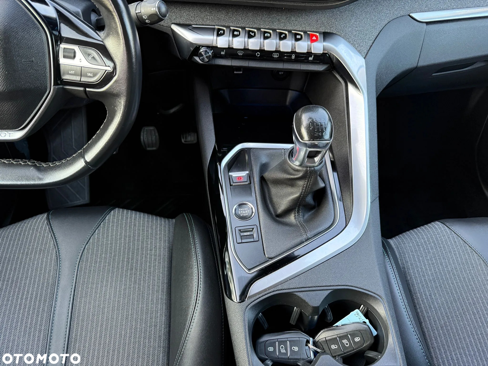 Peugeot 3008 PureTech 130 Stop & Start GPF Allure Pack - 28