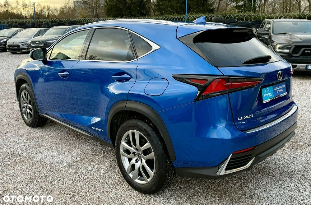Lexus NX - 7