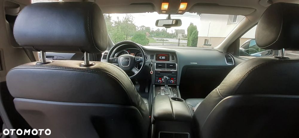 Audi Q7 - 16