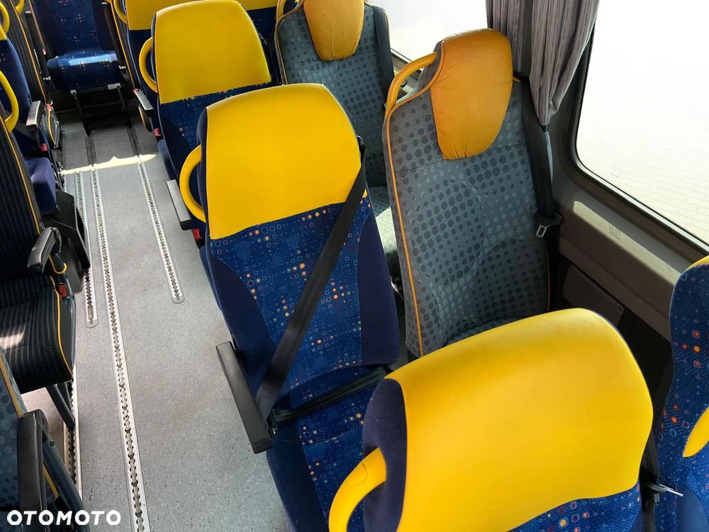 Volkswagen Crafter AUTOBUS - 28