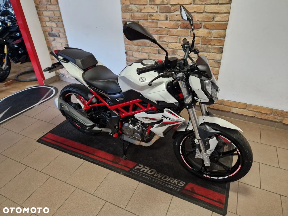 Benelli BN 125 - 4