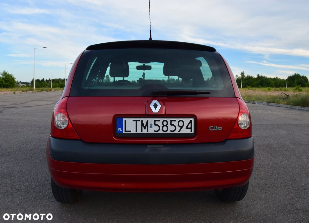 Renault Clio 1.2 16V Alize - 8