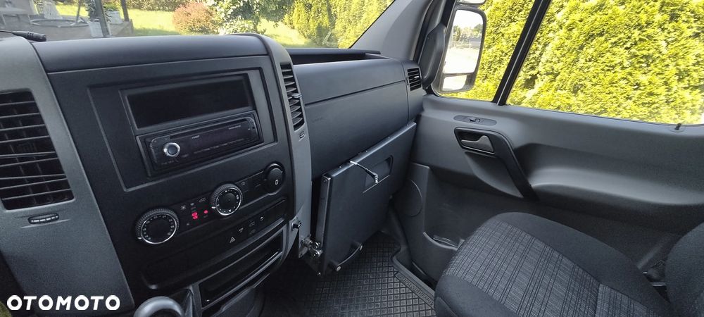 Mercedes-Benz Sprinter L2H2 - 16