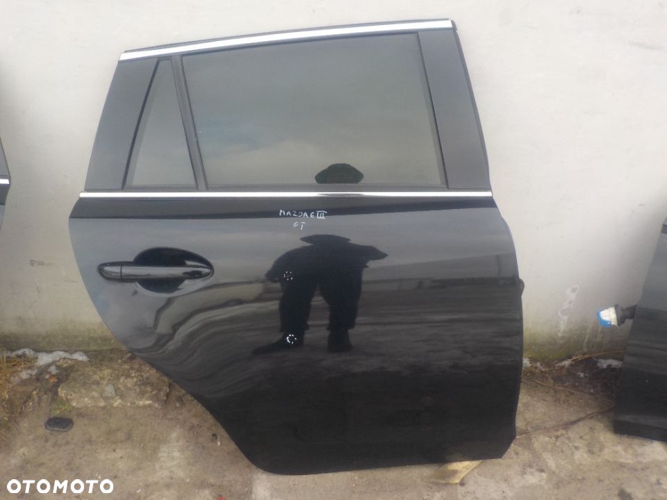 MAZDA 6 GJ KOMBI DRZWI PRAWY TYŁ