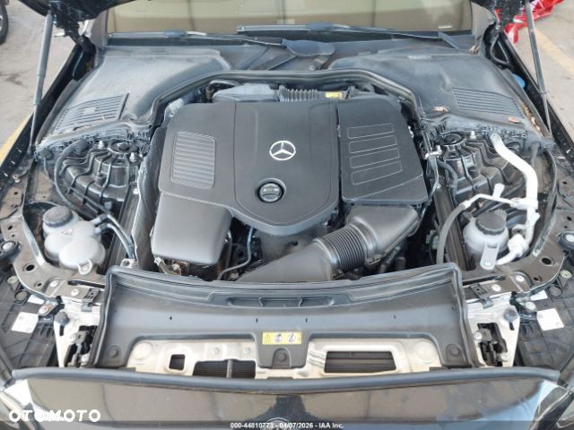 Mercedes-Benz Klasa C 300 9G-TRONIC AMG Line - 11