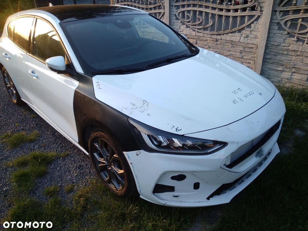 Ford Focus 1.5 EcoBlue STart-Stopp-System ST-LINE X - 27