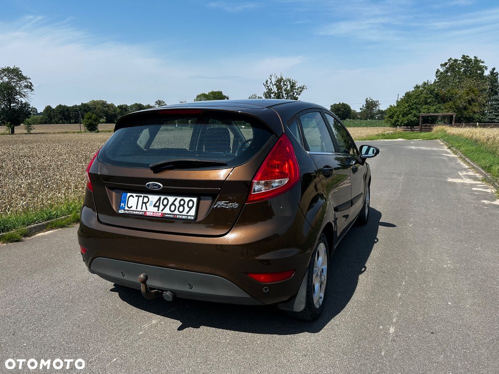 Ford Fiesta 1.25 Titanium EU5 - 4