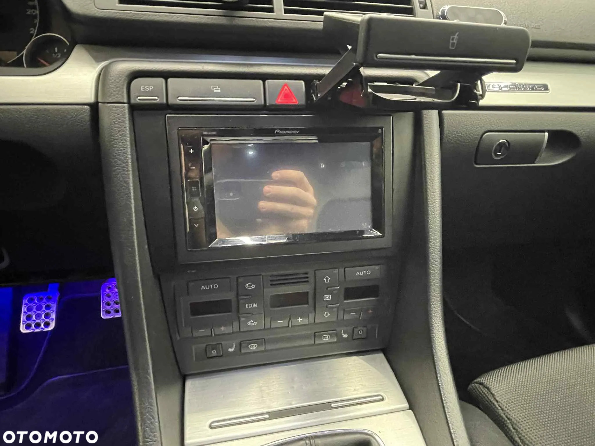 Audi A4 2.0T FSI Quattro - 19