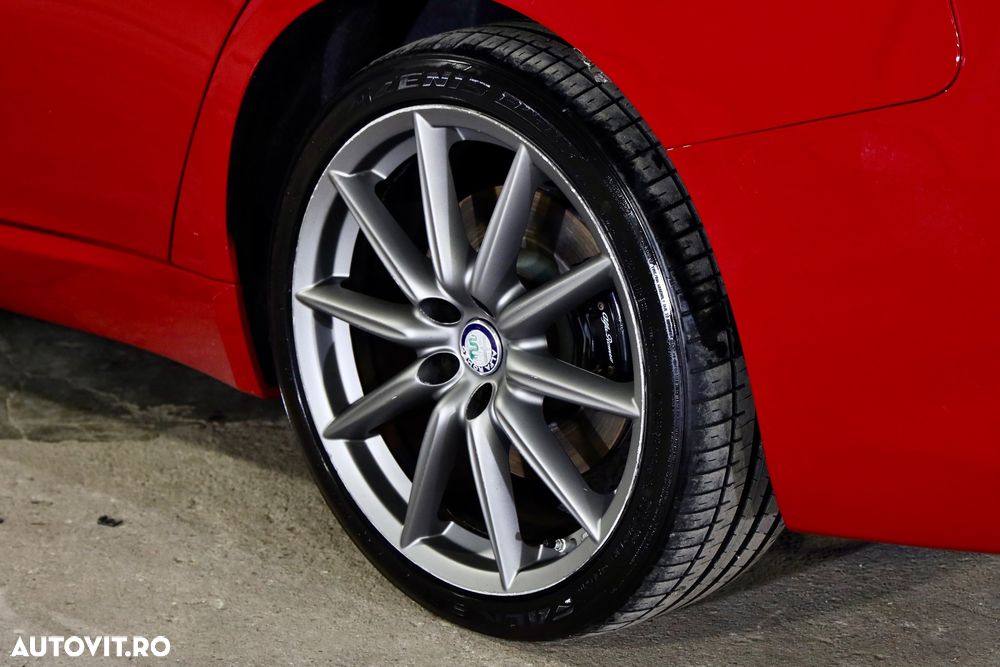 Alfa Romeo Giulia 2.2 Diesel AT8-Q4 Veloce - 34