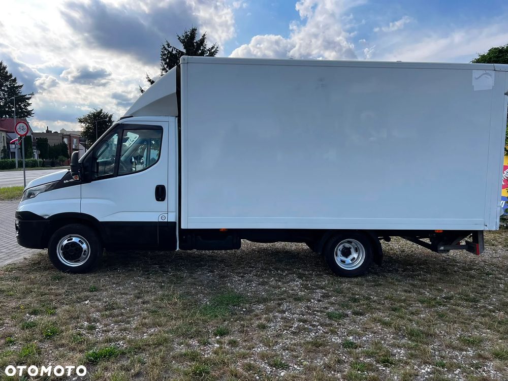 Iveco 35c Kontener+Winda Hi-Matic - 11