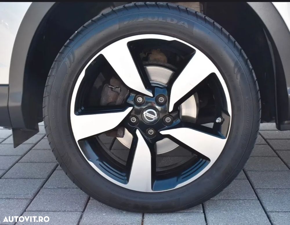Nissan Qashqai 1.6 DCI N-Connecta - 29