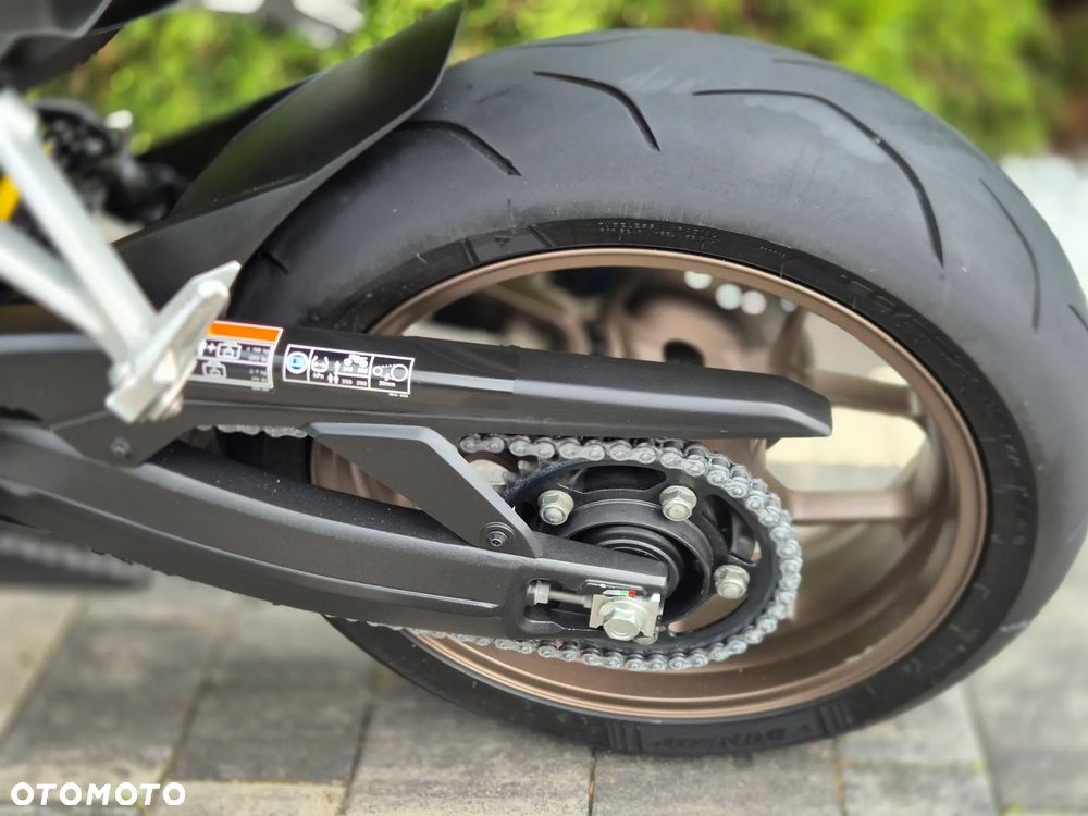 Honda CB - 18