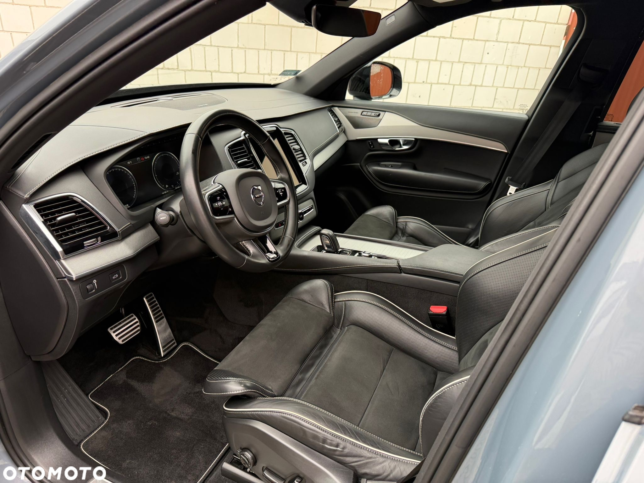 Volvo XC 90 D5 AWD R-Design - 10