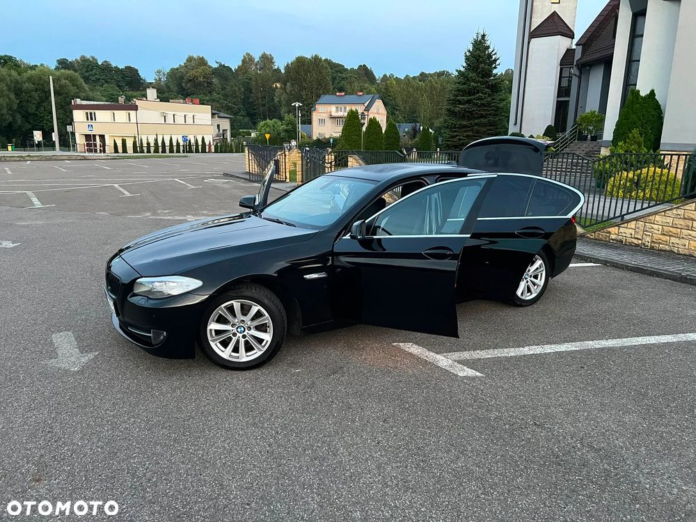 BMW Seria 5 520d Luxury Line - 6