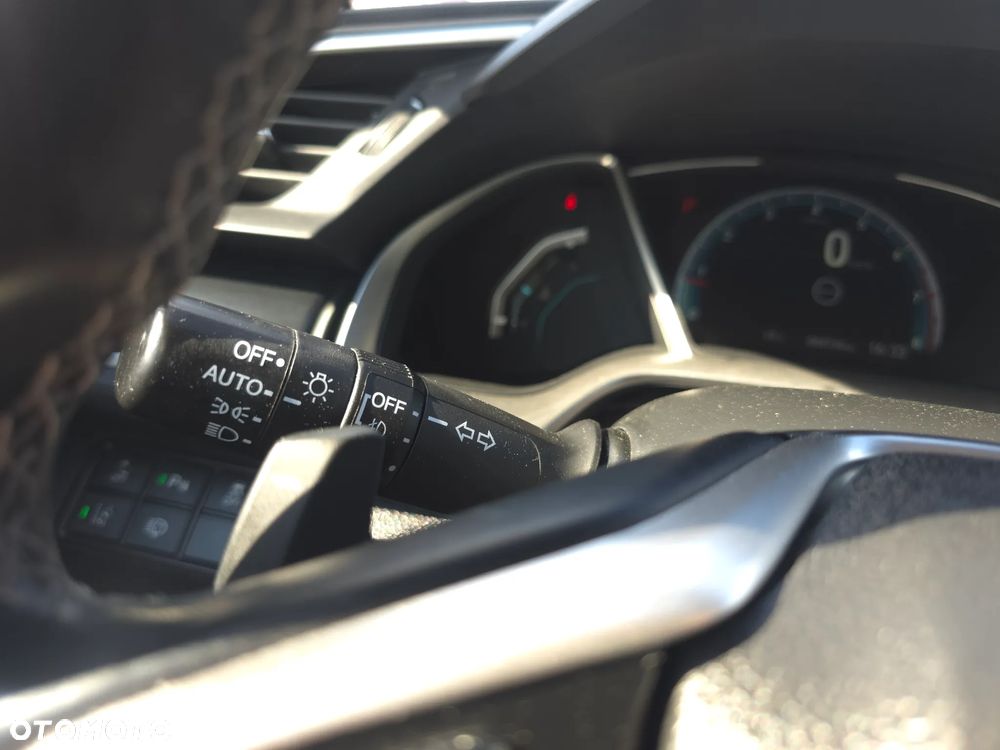 Honda Civic 1.5 T Elegance CVT - 25