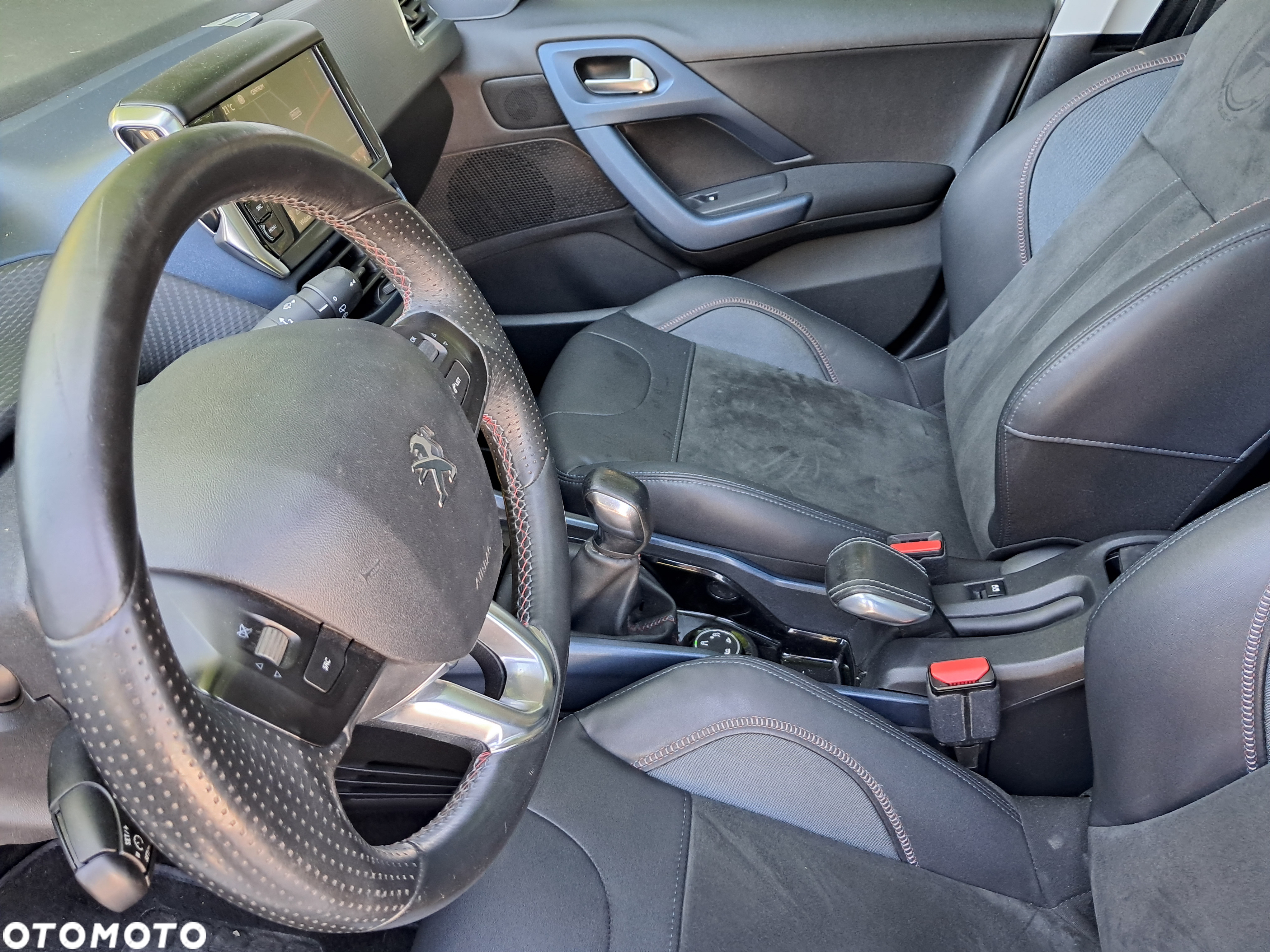 Peugeot 2008 - 10