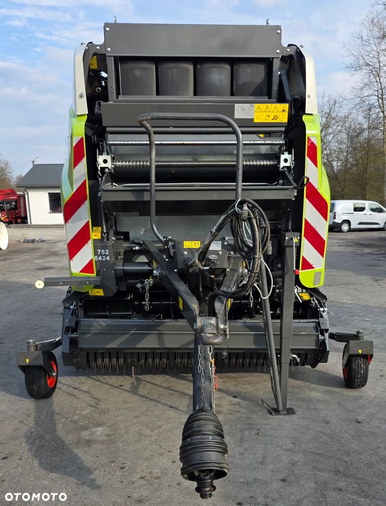 Claas Variant 480 RF - 6