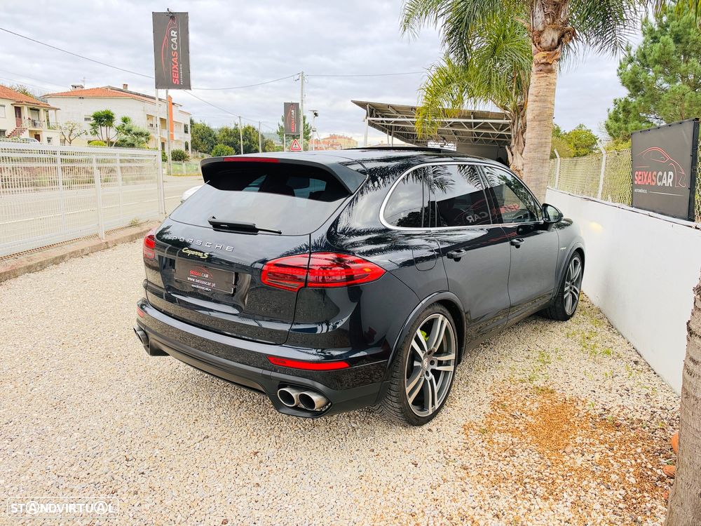 Porsche Cayenne - 7
