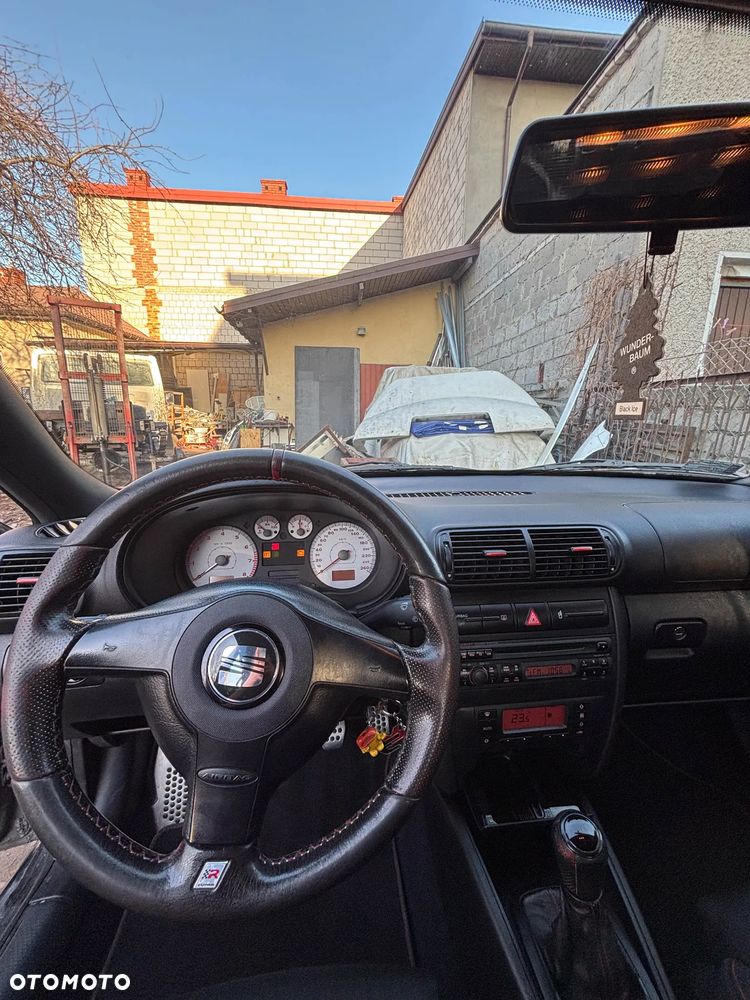 Seat Leon 1.8T Cupra R - 15