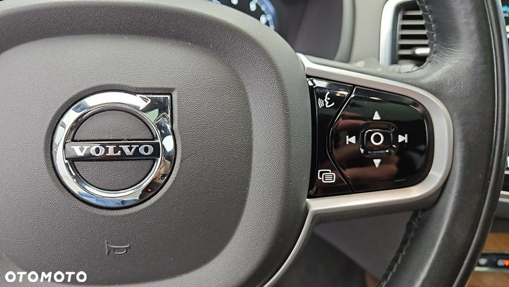 Volvo XC 90 - 15