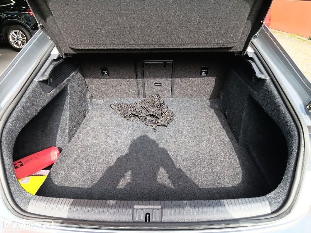 VW Arteon 2.0 TDI Elegance DSG - 24