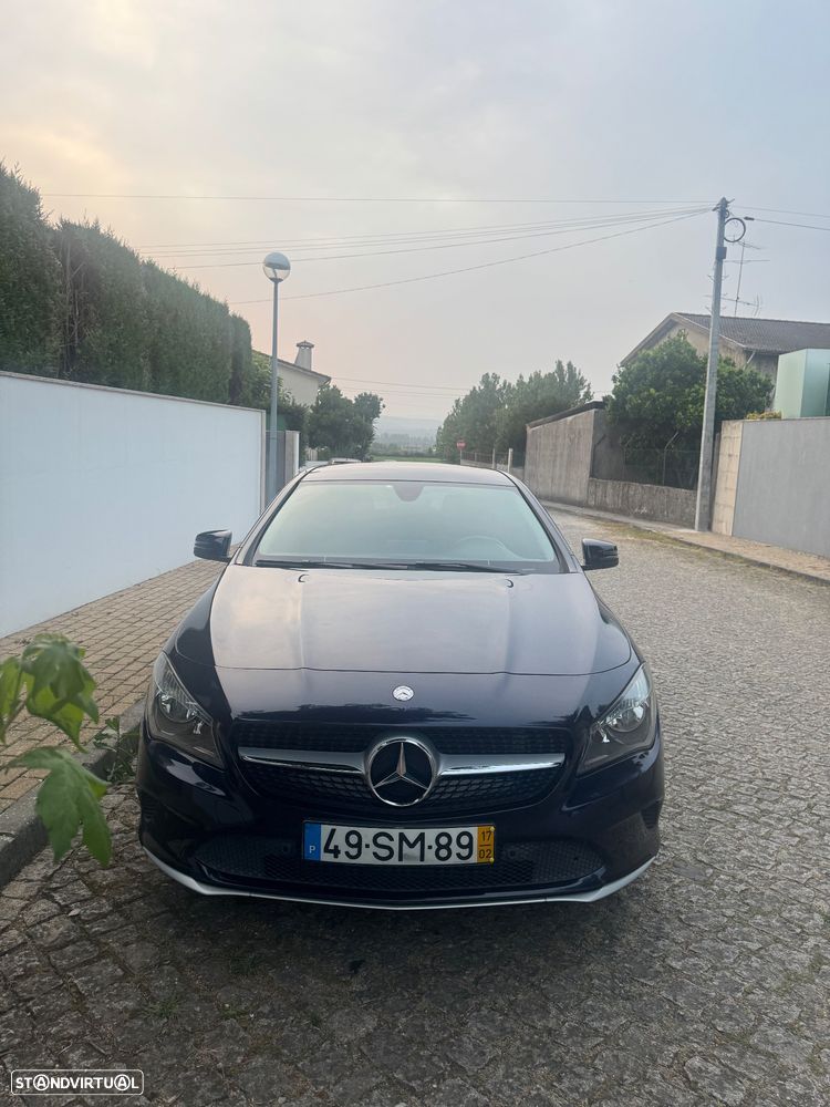 Mercedes-Benz CLA 180 d Shooting Brake - 3